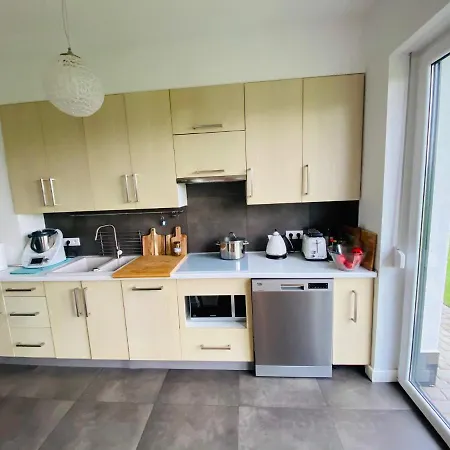 Bialy Dom Nad Jeziorem Rajgrodzkim *