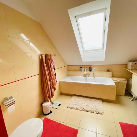 Дом отдыха Bialy Dom Nad Jeziorem Rajgrodzkim Krzywe (Elk)