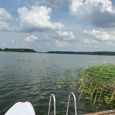 Bialy Dom Nad Jeziorem Rajgrodzkim Дом отдыха *