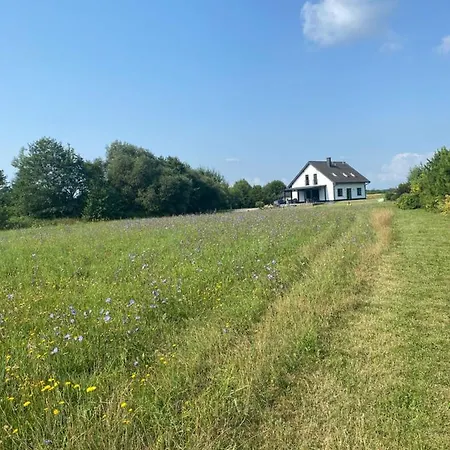 Bialy Dom Nad Jeziorem Rajgrodzkim Дом отдыха *